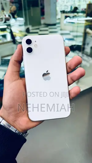 Apple iPhone 11 64 GB White