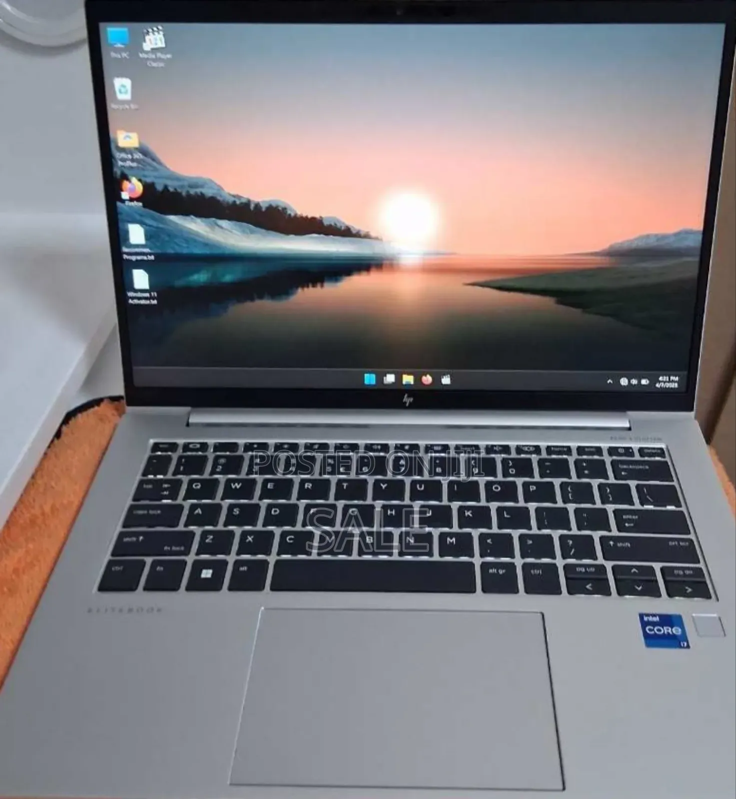 New Laptop HP Elite Dragonfly G3 16GB Intel Core i7 SSD 1T