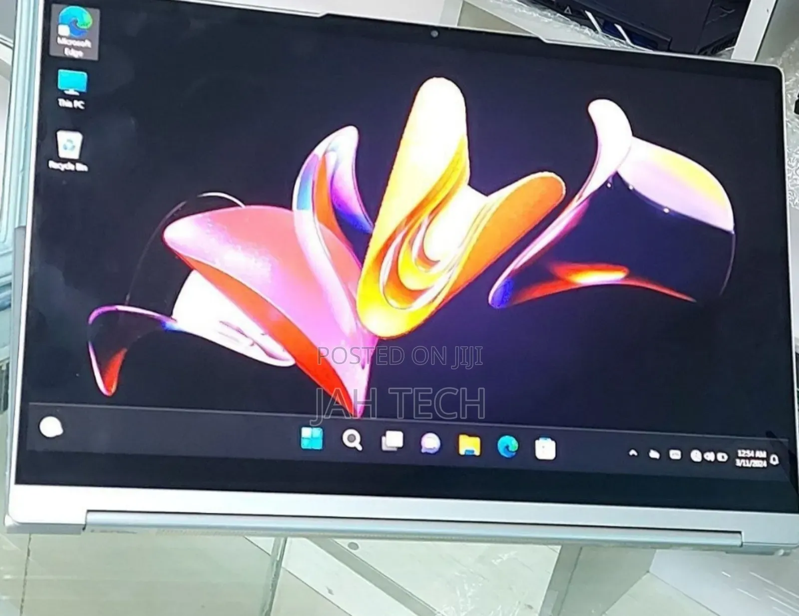 New Laptop Lenovo Yoga 9i 16GB Intel Core i7 SSD 512GB