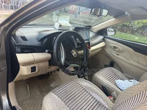 Toyota Yaris 2010 Gray