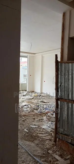 3bdrm Apartment in አባሰል ርሊስቴት, Nifas Silk-Lafto for rent
