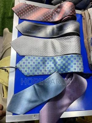 ዘመናዊ የወንዶች ክራቫቶች (Men's Ties)