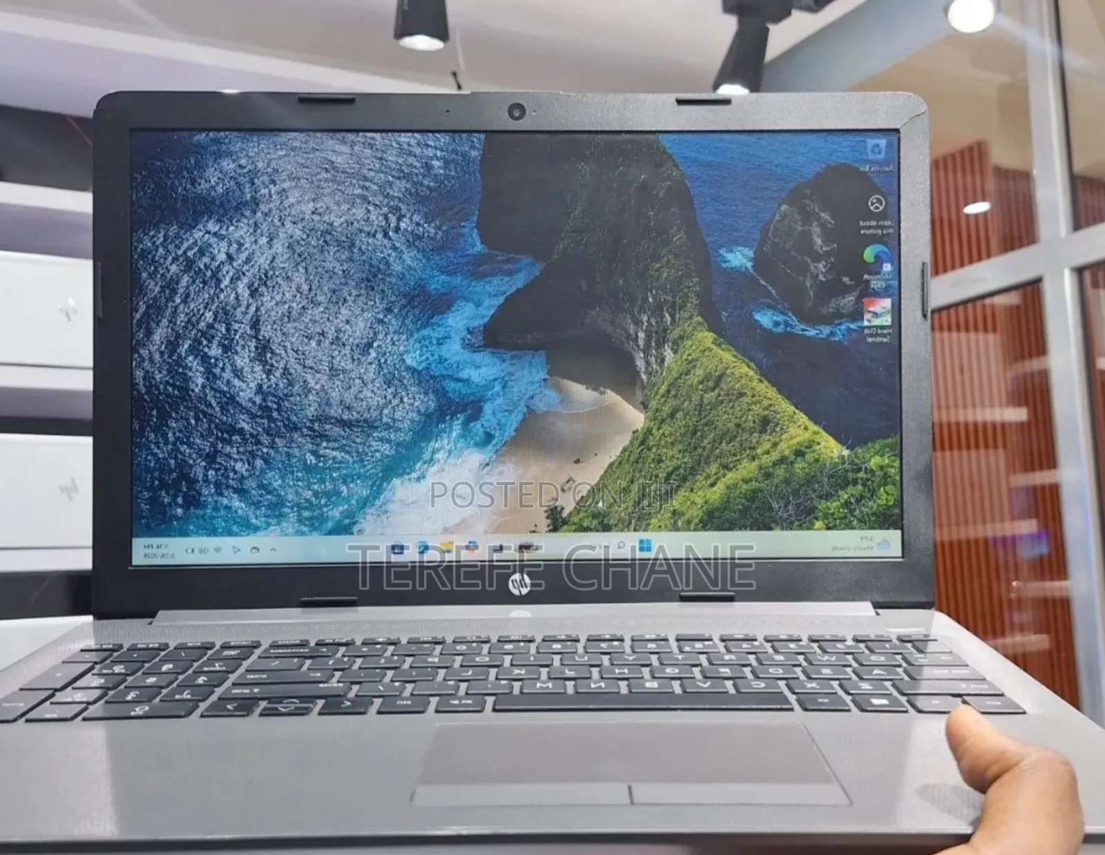 New Laptop HP 250 G7 4GB Intel Core i5 HDD 1T