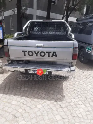 Toyota Hilux 2.5 Cab 2005 Silver