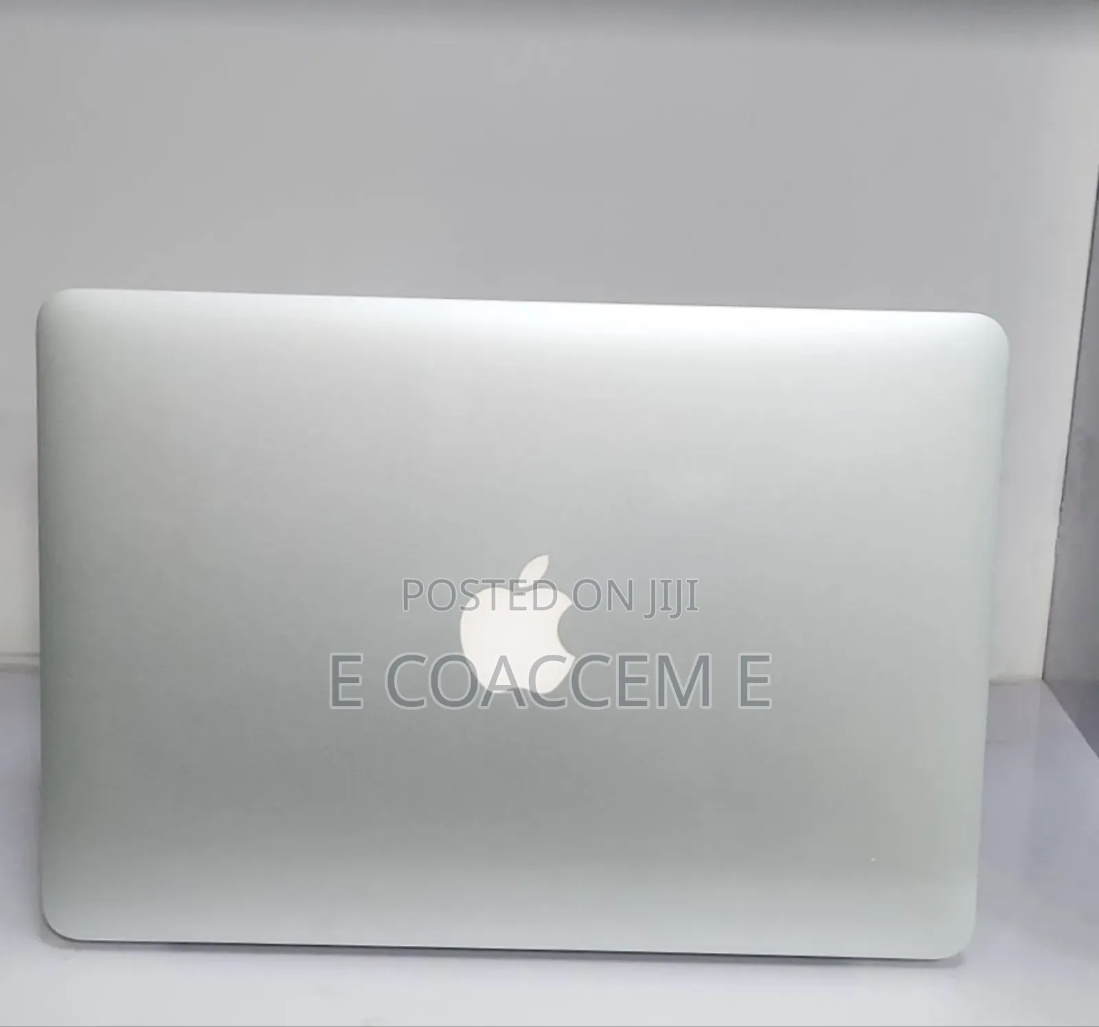New Laptop Apple MacBook 16GB Intel Core i7 SSD 512GB