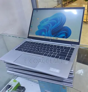 New Laptop HP 16GB AMD Ryzen 5 SSD 512GB