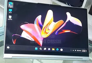 New Laptop Lenovo Yoga 9i 16GB Intel Core i7 SSD 512GB
