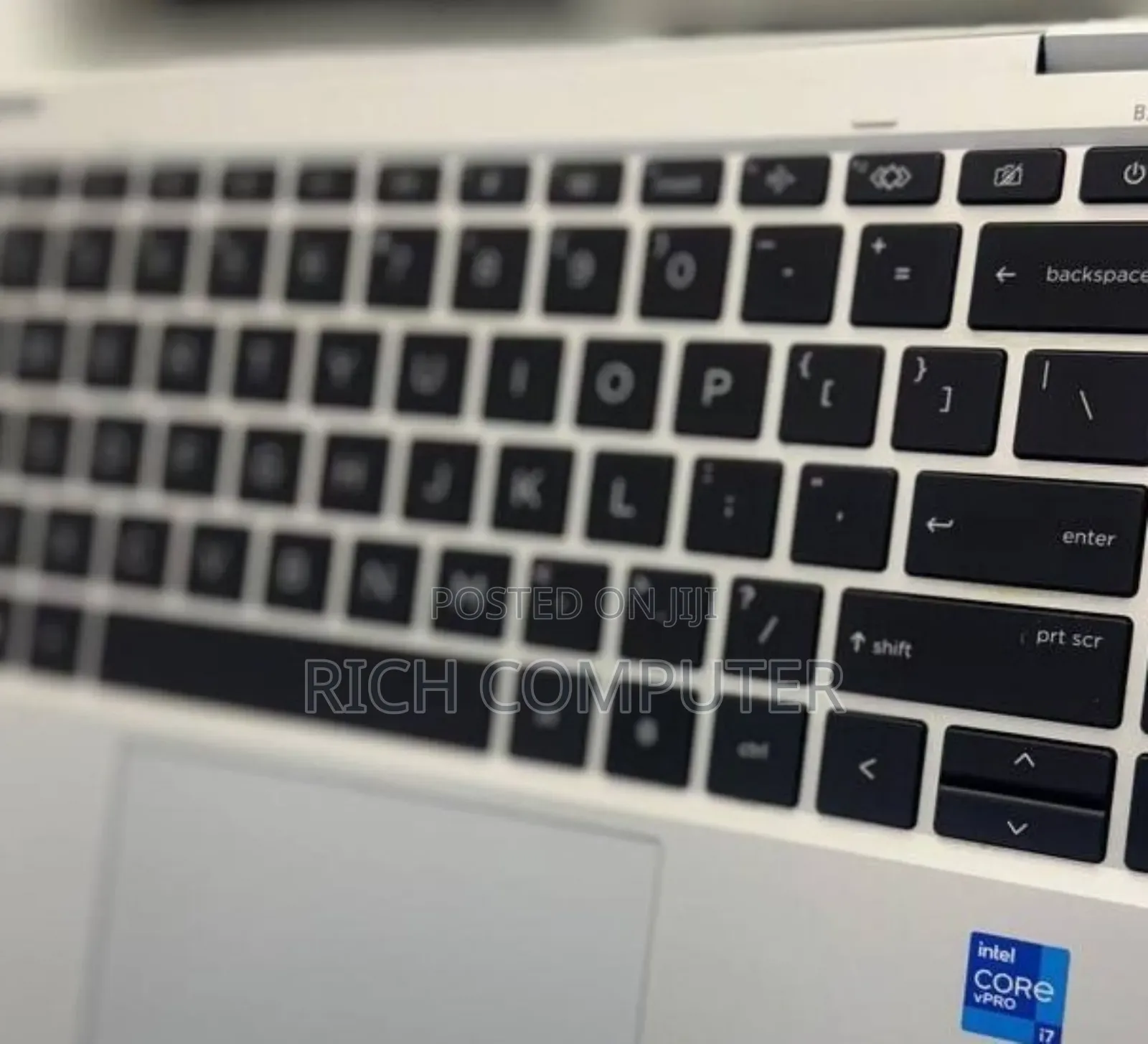 New Laptop HP EliteBook 1040 G8 16GB Intel Core i7 SSD 512GB