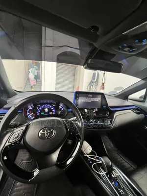 Toyota C-HR 2022 White