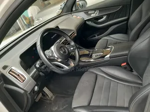 Mercedes-Benz EQC EQC400 4MATIC 2023 Ivory