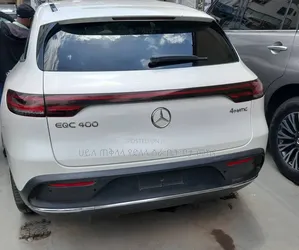 Mercedes-Benz EQC EQC400 4MATIC 2023 Ivory