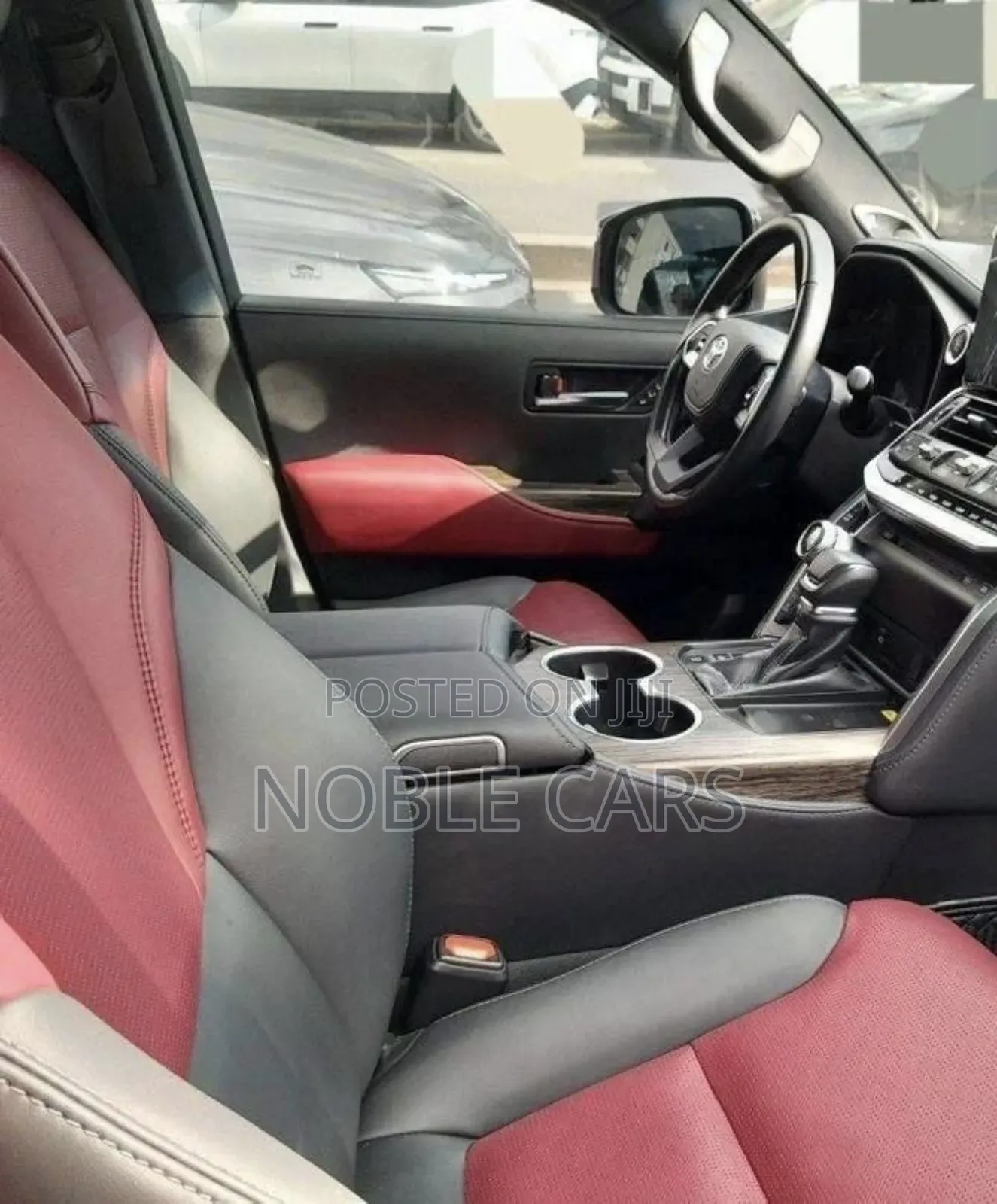 Toyota Land Cruiser 2022 Ivory