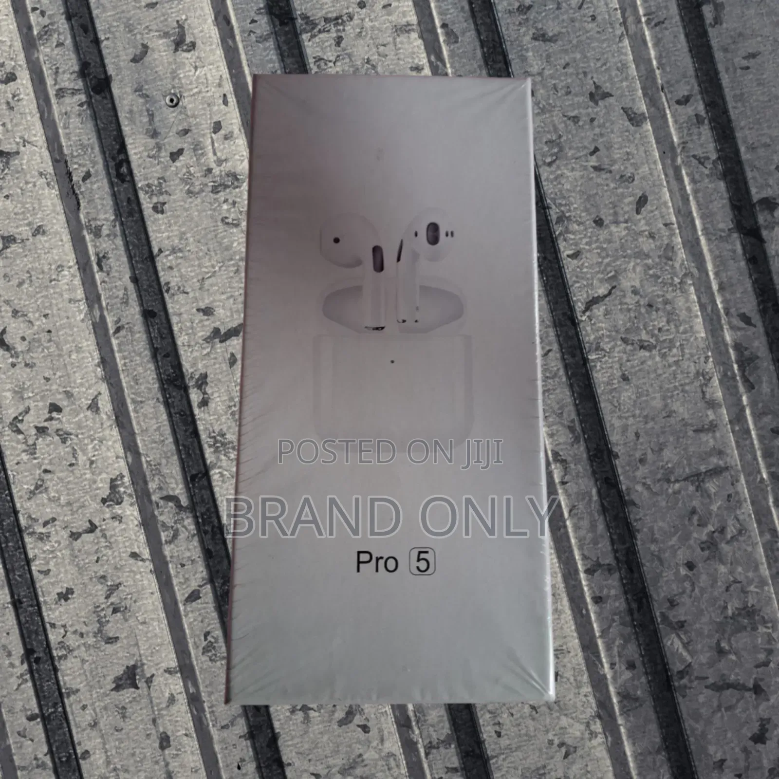 Pro 5 TWS – Crystal Clear Wireless Audio