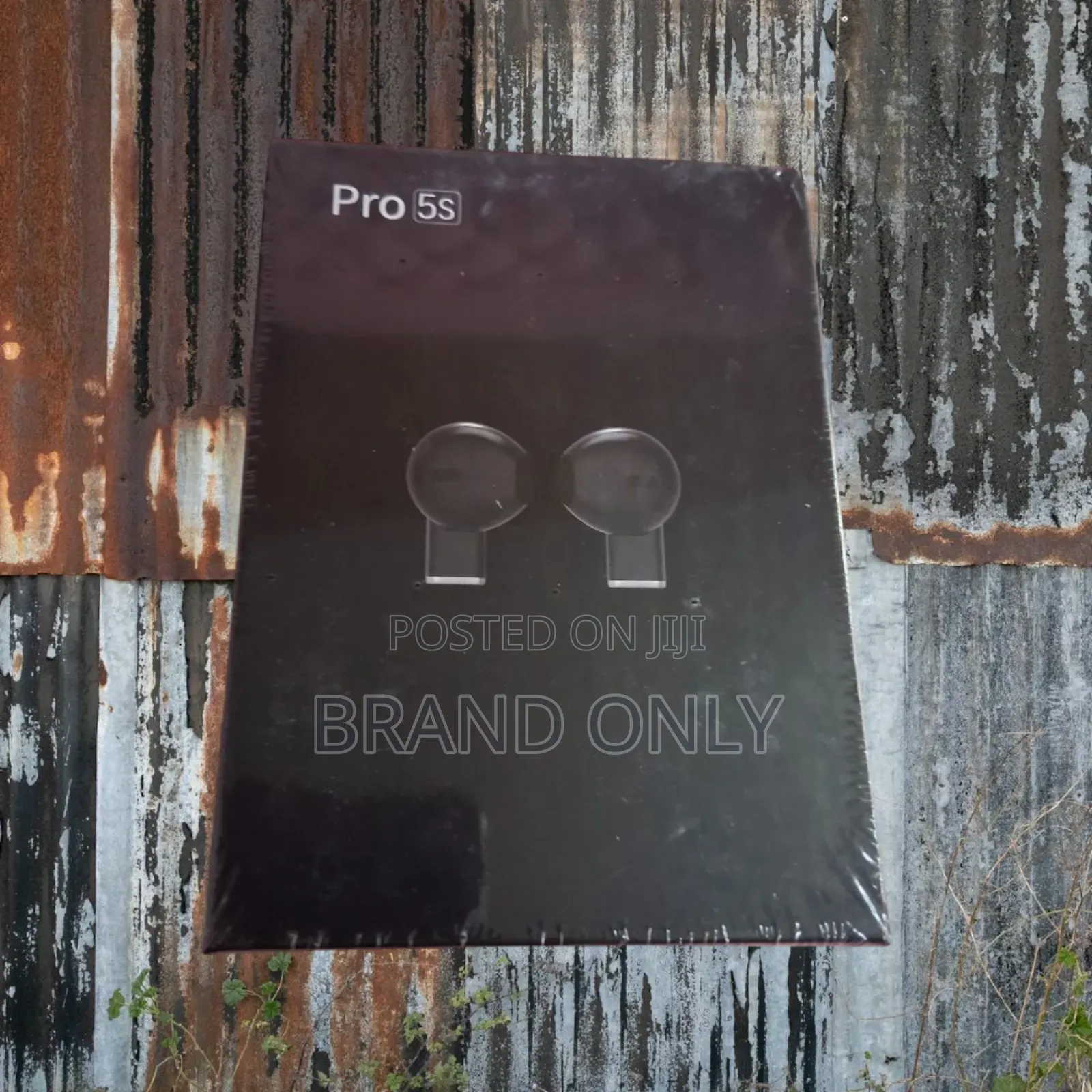 Pro 5s Edition – Deep Bass Black Earbuds