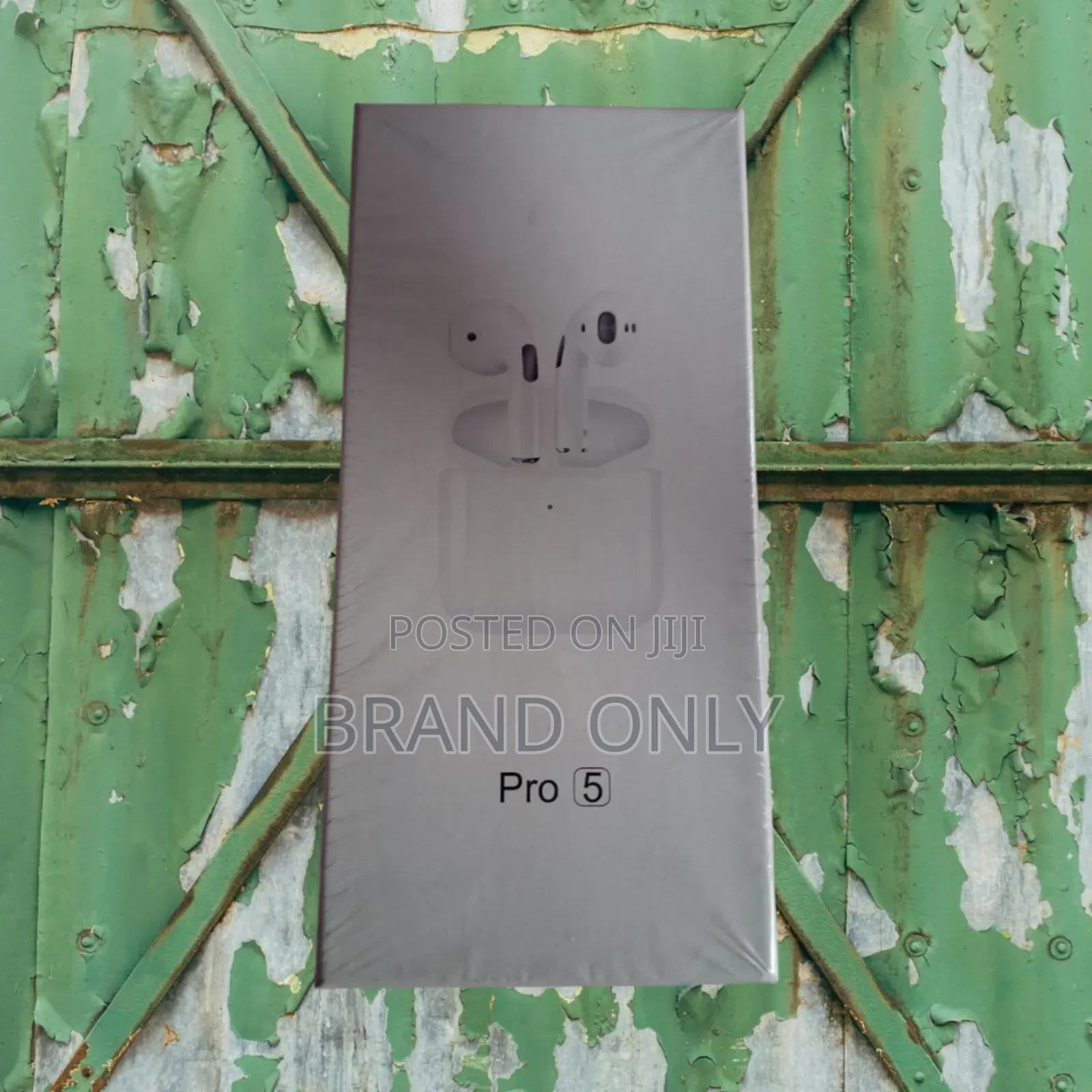 Pro 5 Wireless Earbuds – All-Day Comfort
