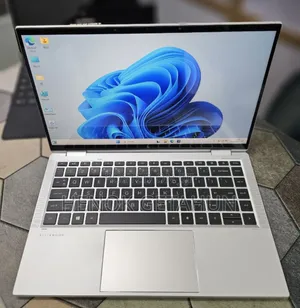 New Laptop HP EliteBook 1040 G8 16GB Intel Core i7 SSD 512GB