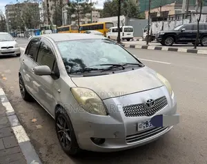 Toyota Yaris 2006 Silver