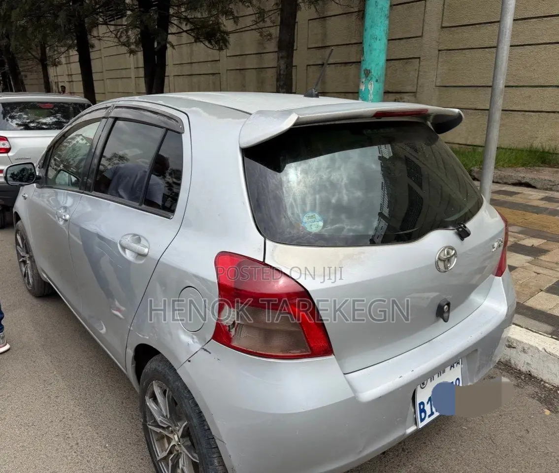 Toyota Yaris 2006 Silver