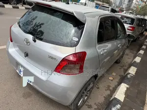 Toyota Yaris 2006 Silver