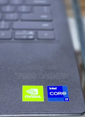 New Laptop Dell Inspiron 15 8GB Intel Core i7 SSD 256GB