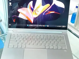New Laptop Lenovo Yoga 9i 16GB Intel Core i7 SSD 512GB