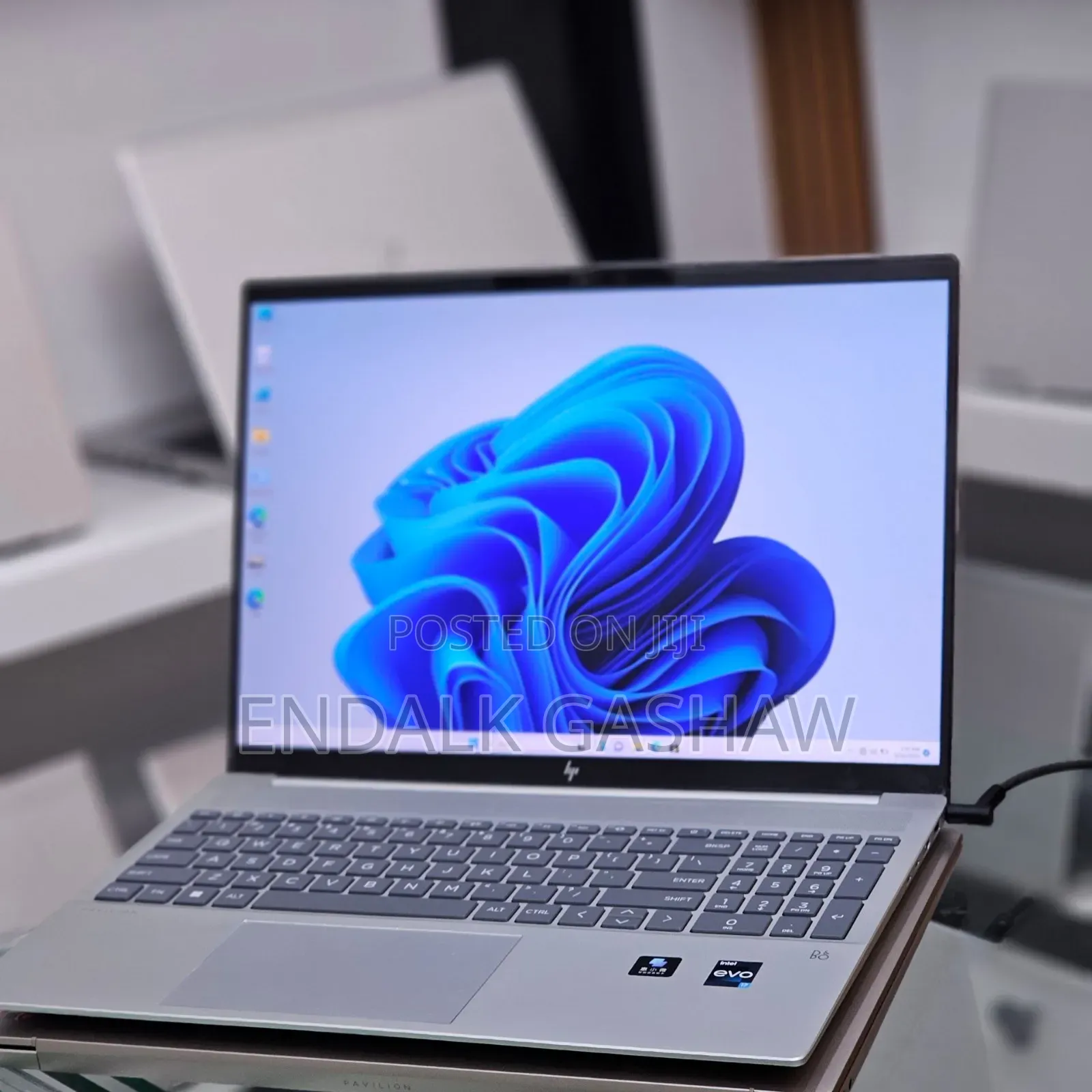 New Laptop HP Pavilion 14 16GB Intel Core i7 SSD 1T