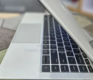 New Laptop HP EliteBook 1040 G8 16GB Intel Core i7 SSD 512GB