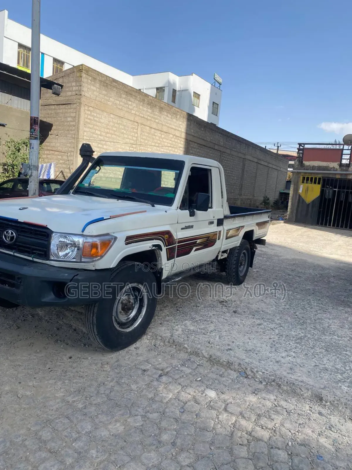 Toyota Land Cruiser 2012
