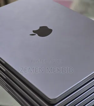 New Laptop Apple MacBook Pro M1 32GB Apple M1 Pro SSD 512GB