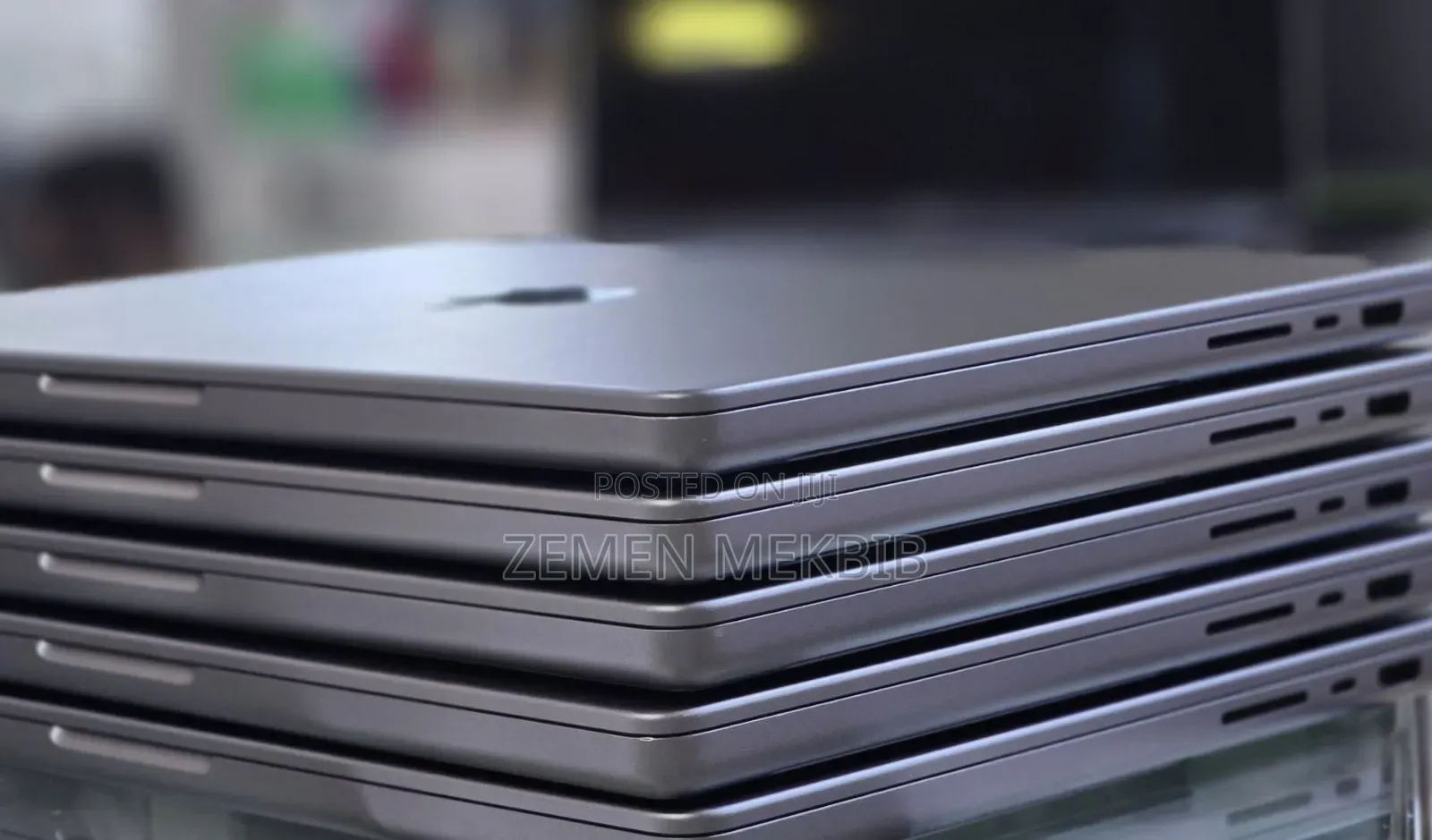 New Laptop Apple MacBook Pro M1 32GB Apple M1 Pro SSD 512GB