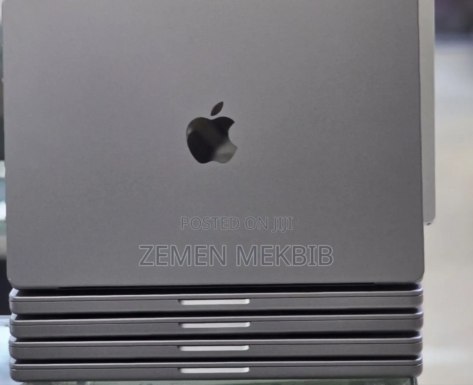 New Laptop Apple MacBook Pro M1 32GB Apple M1 Pro SSD 512GB