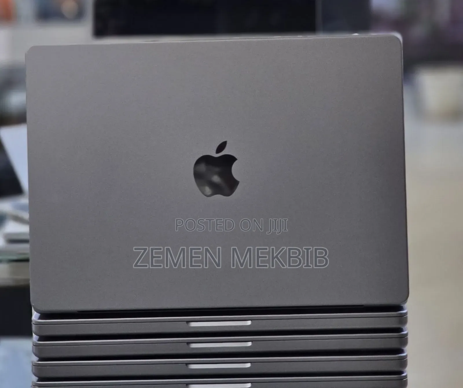 New Laptop Apple MacBook Pro M1 32GB Apple M1 Pro SSD 512GB