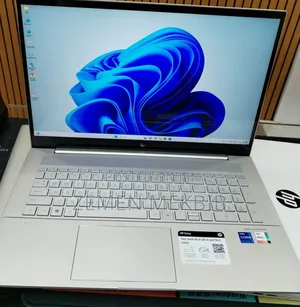 New Laptop HP 12GB Intel Core i7 SSD 512GB