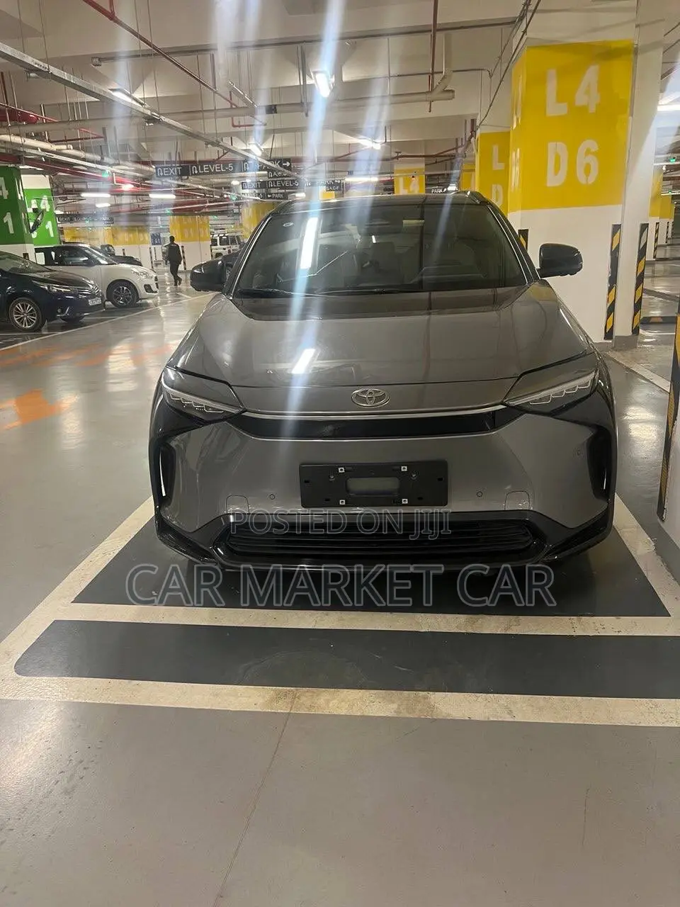 New Toyota bZ4X 71.4 kWh FWD 2023 Gray