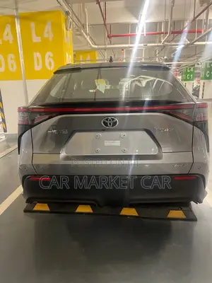 New Toyota bZ4X 71.4 kWh FWD 2023 Gray