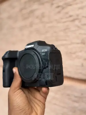 Canon R5 Only Body Brand New With Full Accessories