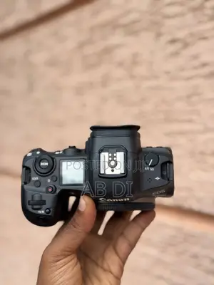 Canon R5 Only Body Brand New With Full Accessories