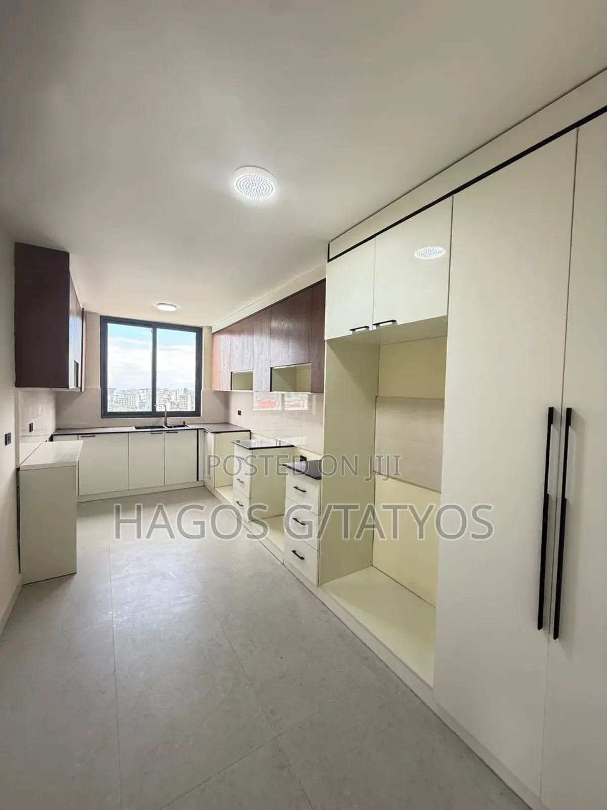 Furnished 3bdrm Apartment in አዲስ አበባ, Bole for sale