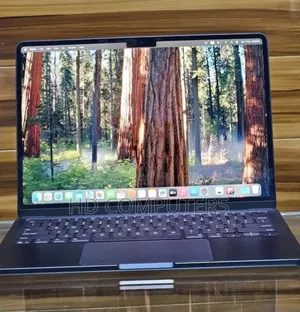 New Laptop Apple MacBook Air 2025 M4 13-inch 16GB Apple M4 SSD 256GB