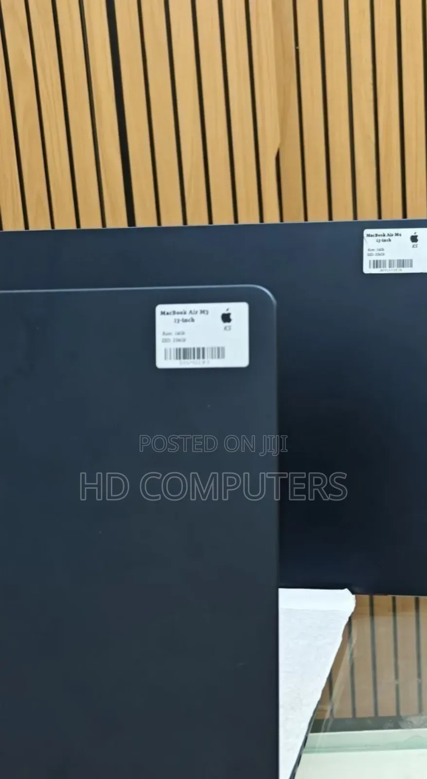New Laptop Apple MacBook Air 2025 M4 13-inch 16GB Apple M4 SSD 256GB