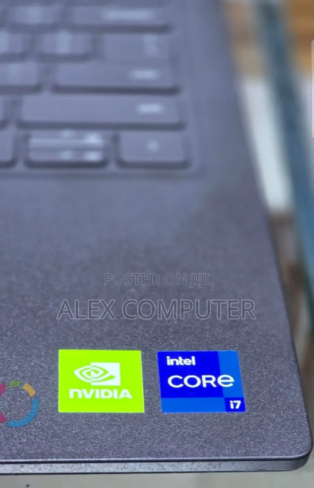 New Laptop Dell 8GB Intel Core i7 SSD 256GB