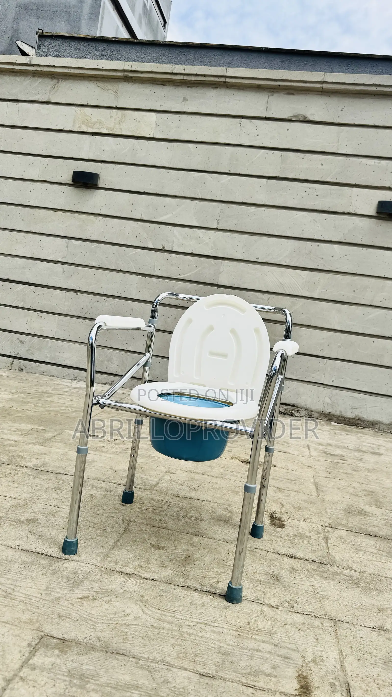 High-quality Foldable Walking Aid - Height-adjustable Anti-slip