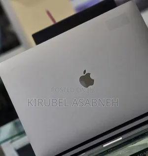 New Laptop Apple MacBook Pro 2017 16GB Intel Core i7 SSD 512GB