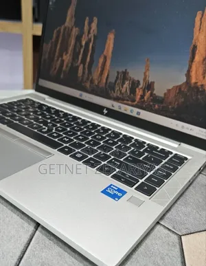 New Laptop HP EliteBook 840 G8 16GB Intel Core i5 SSD 512GB