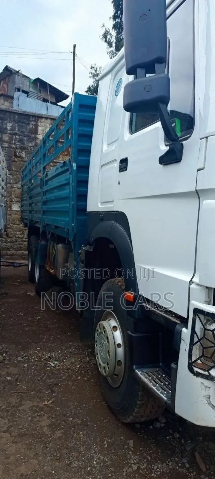 HOWO Sinotruk 2023 White