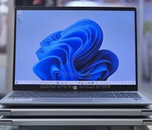 New Laptop HP Pavilion 15 8GB Intel Core Ultra 5 SSD 512GB