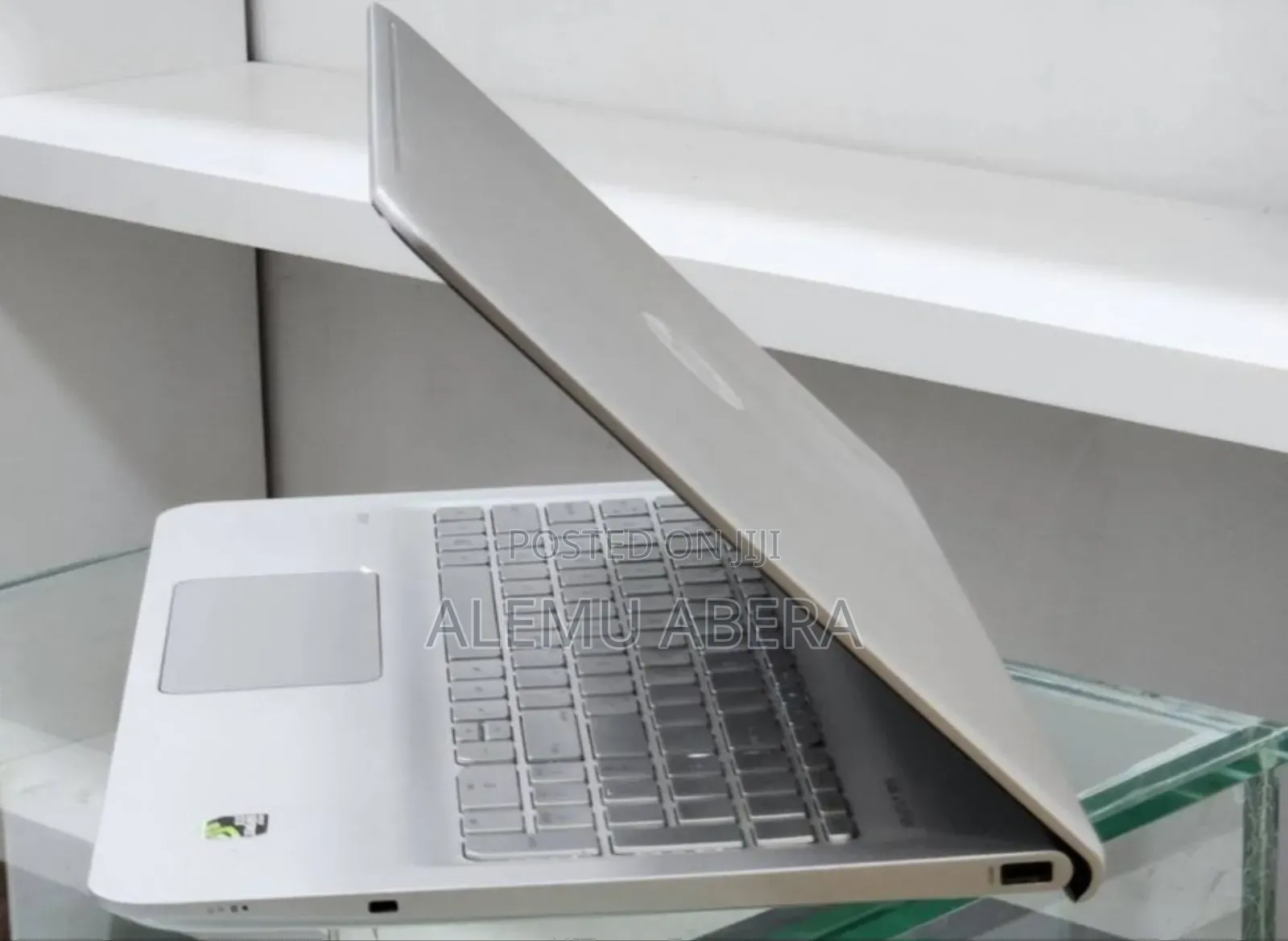 New Laptop HP Envy 15 12GB Intel Core i5 HDD+SSD 128GB