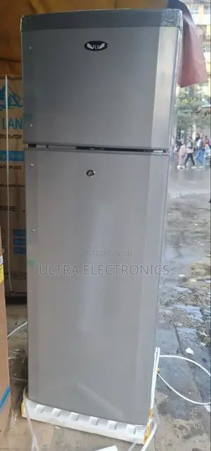 Fly-390 Double Door Top-Freezer Refrigerator.