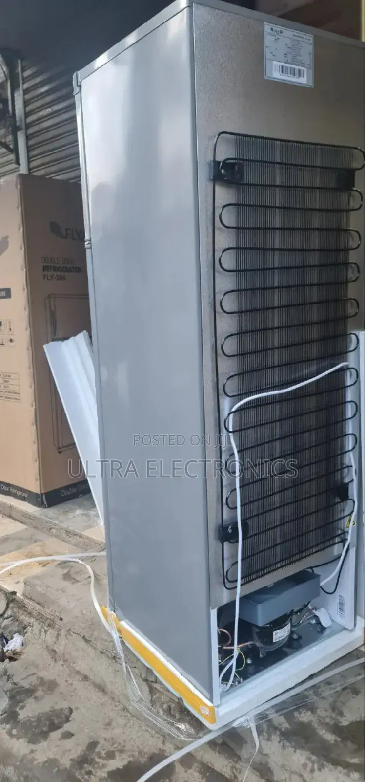 Fly-390 Double Door Top-Freezer Refrigerator.