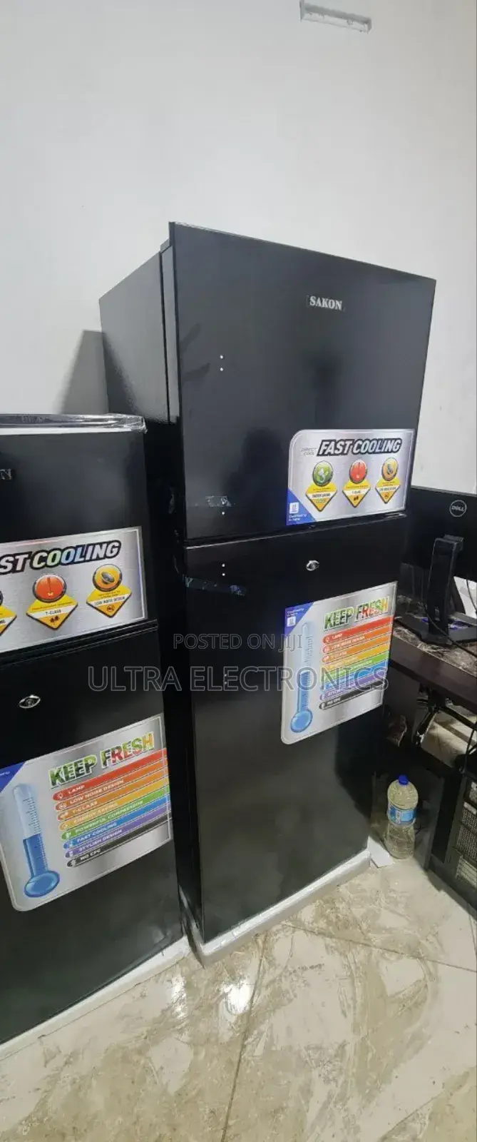 Sakon Refrigerator Featuring a Fast Cooling System and a Design